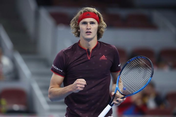 表面上依旧 表面上依旧