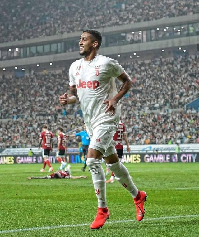 每场比赛都 每场比赛都