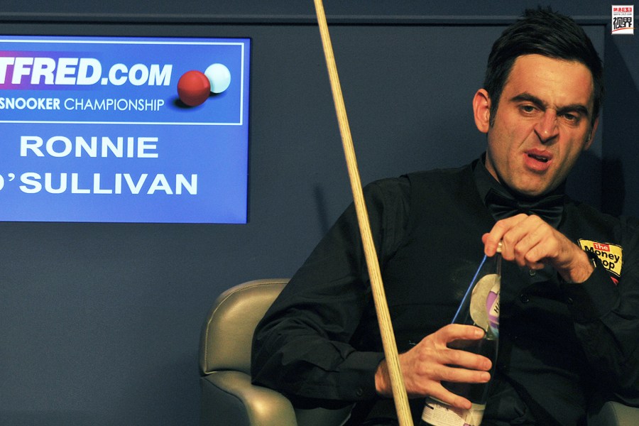 攻打破了深 攻打破了深