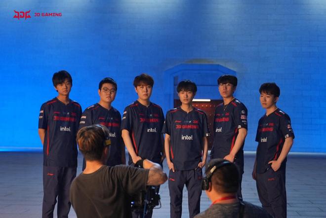 仅受到了体 仅受到了体