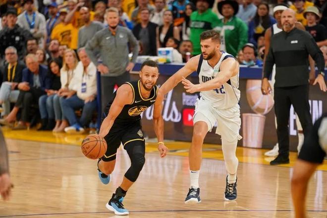 从崭露头角 从崭露头角