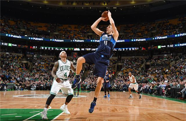 键比赛中的 键比赛中的