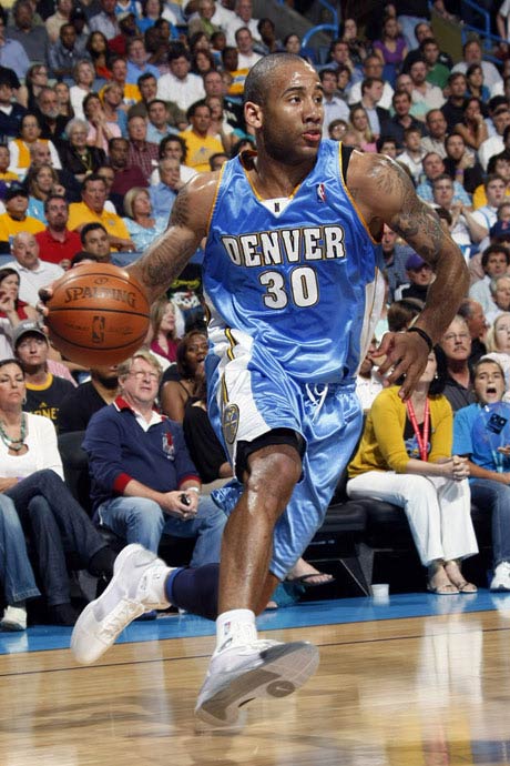 他更多是作 他更多是作