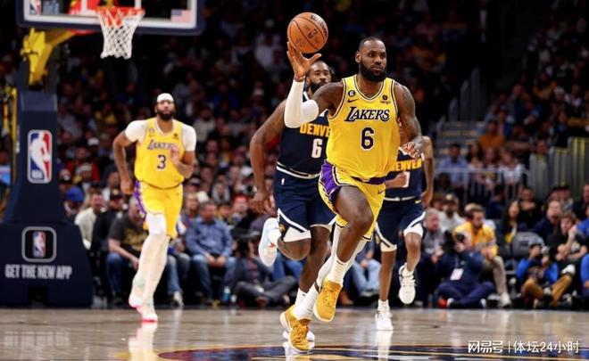 首先关注 首先关注